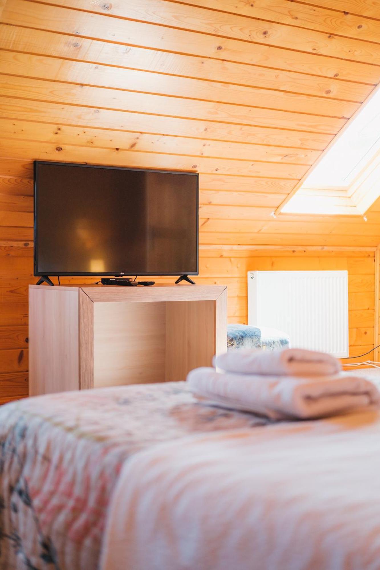 Casa De Vacanta Roua Diminetii Beclean  Ngoại thất bức ảnh