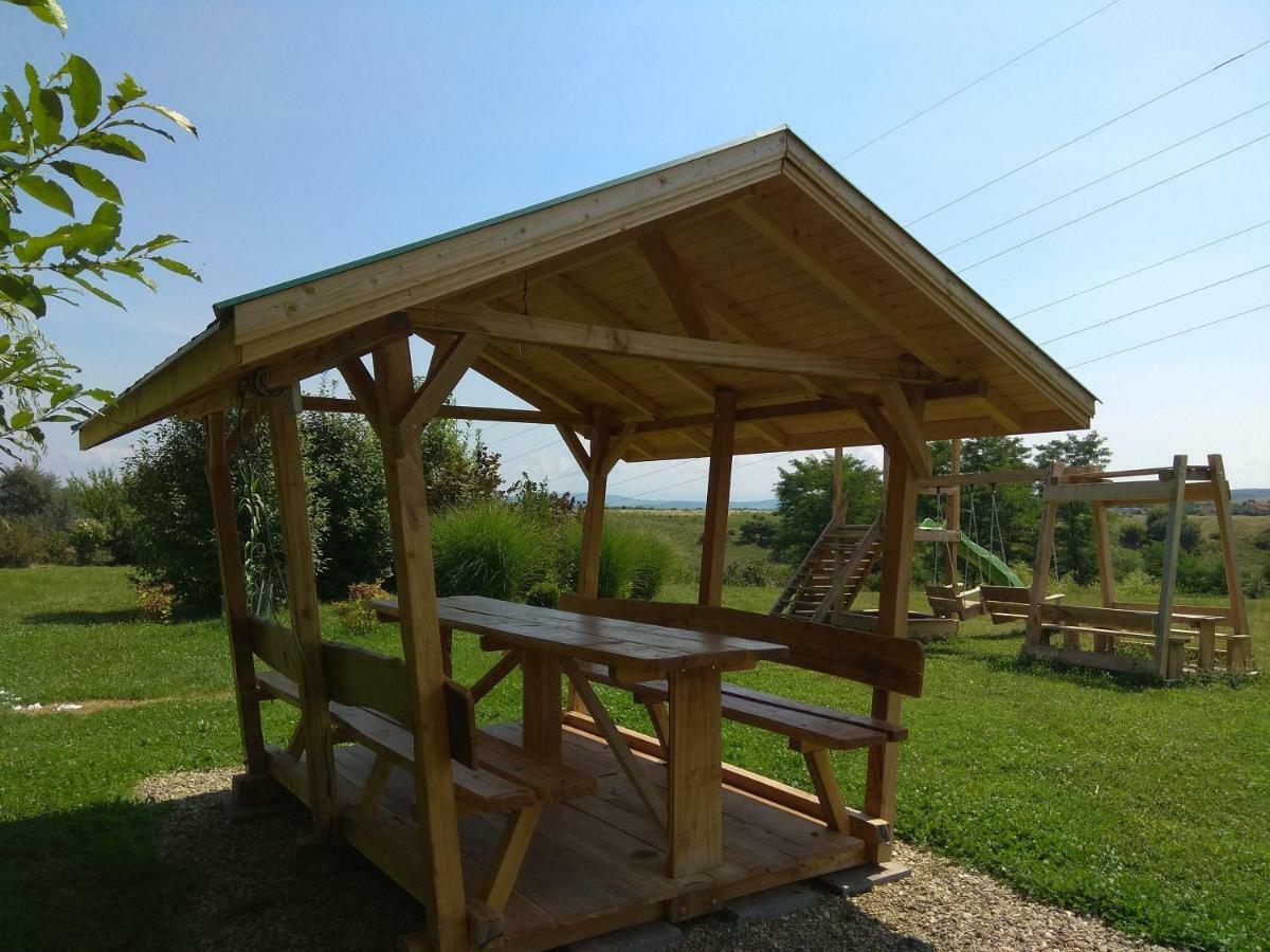 Casa De Vacanta Roua Diminetii Beclean  Ngoại thất bức ảnh